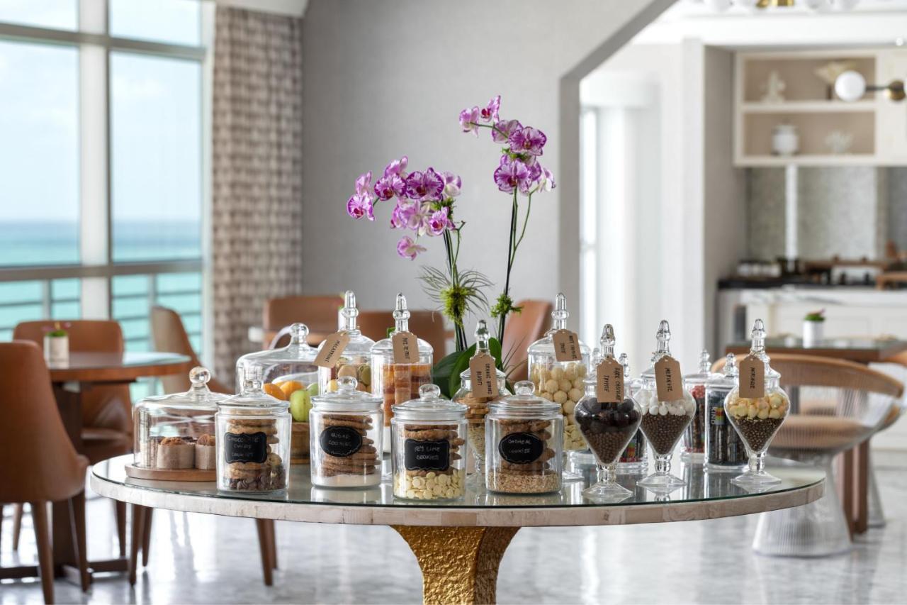 The Ritz-Carlton, South Beach Miami Beach Exterior foto